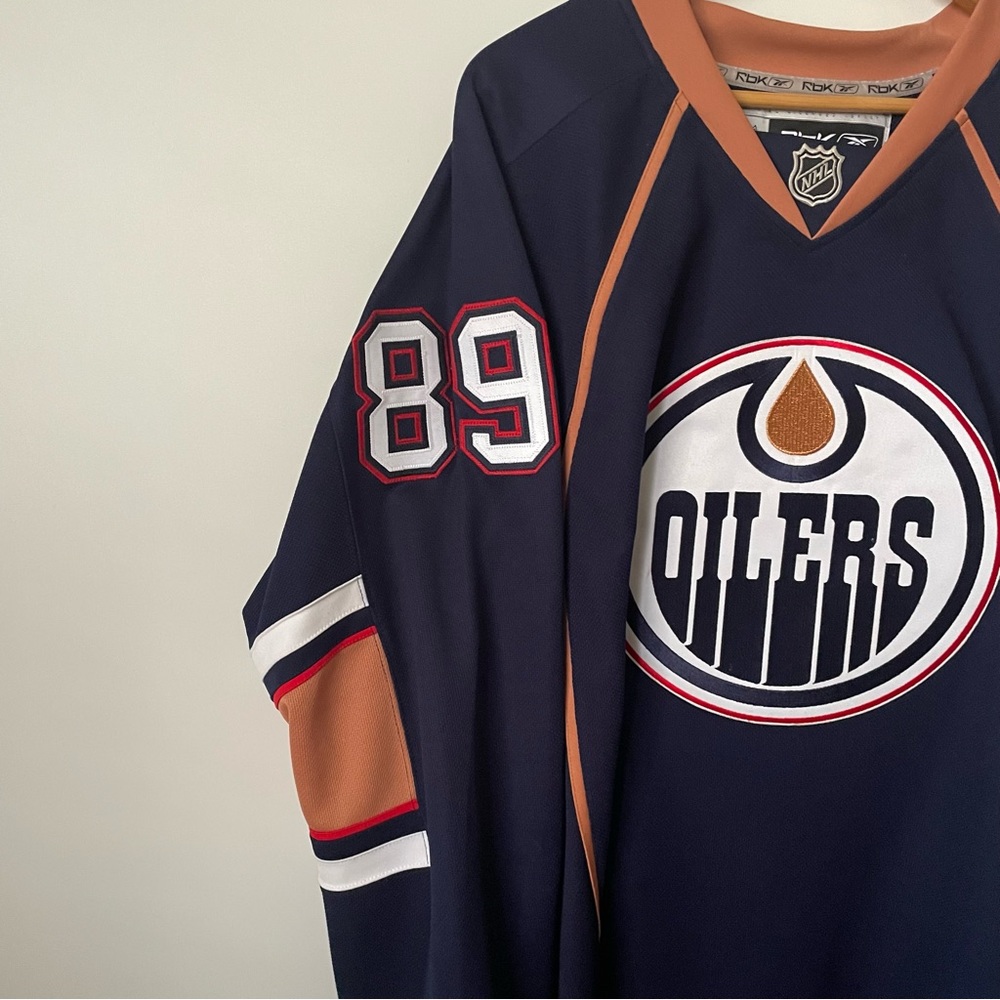 SOLD Men's RbK NHL Oilers Hockey Jersey Gagner, Sz XL - Picture 9 of 13